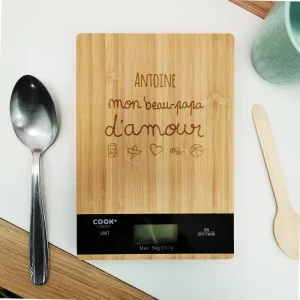 Balance en bois prénom personnalisable – “Mon beau-Papa d’amour”